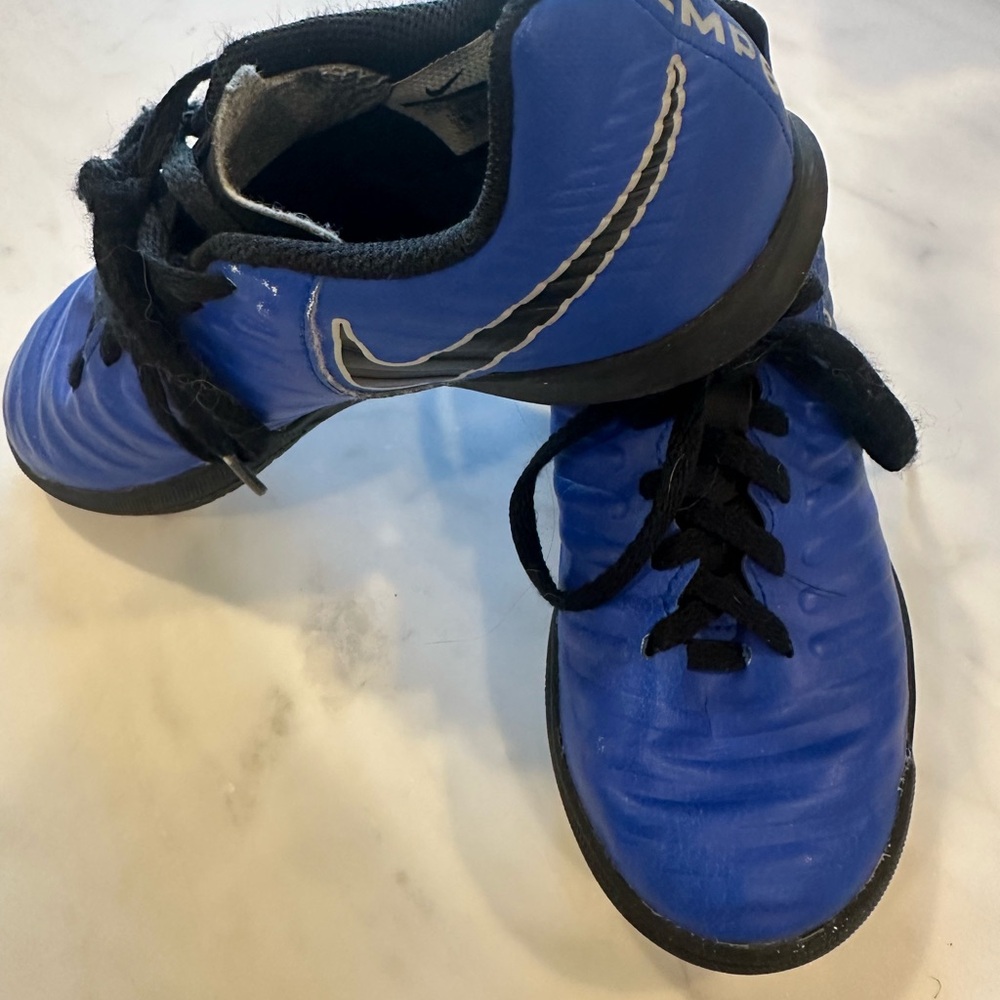 Nike Kids Blue Soccer Shoes with Black Accents